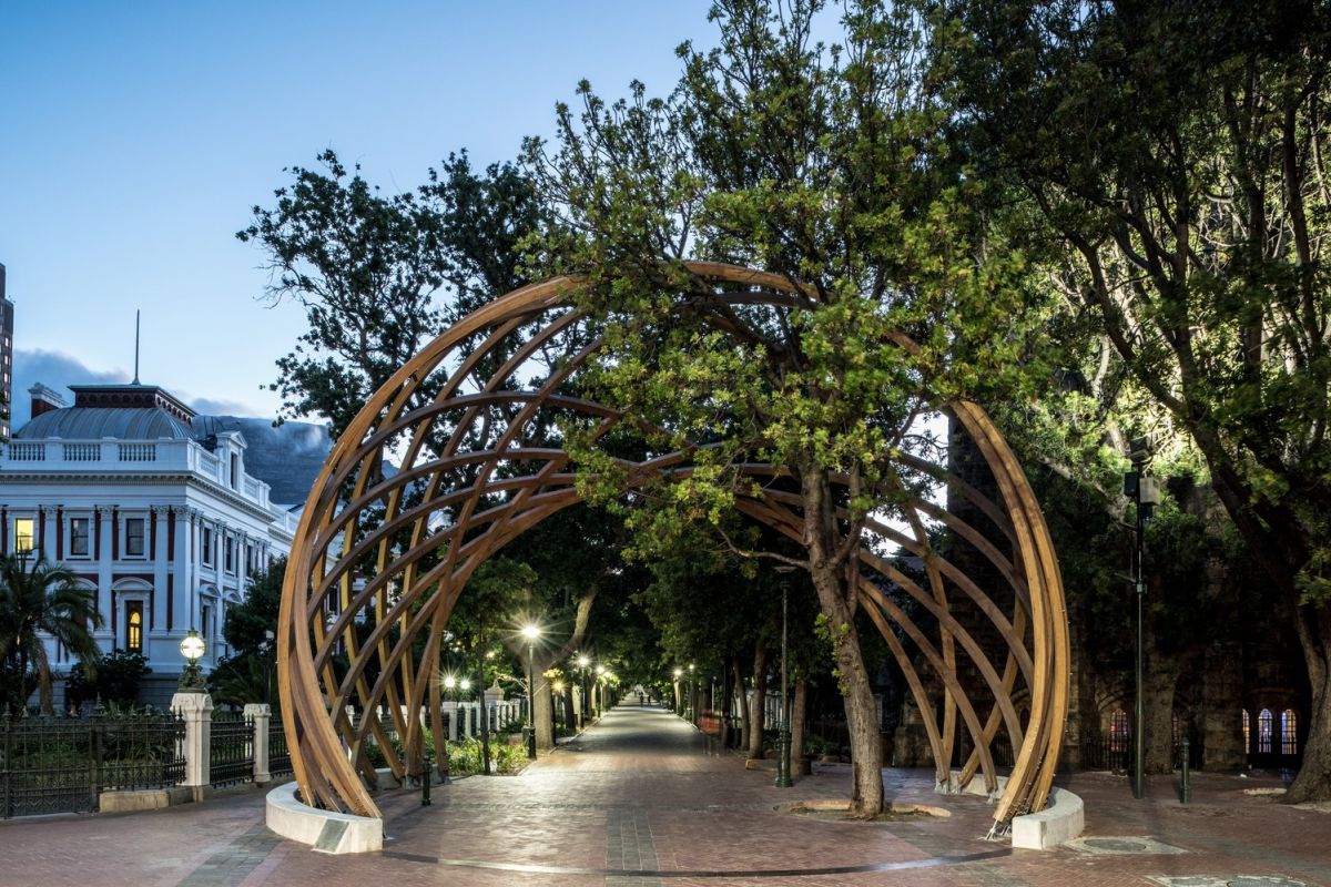 Company’s Garden in 60 Minutes: A Short, Beautiful Walk in the CBD