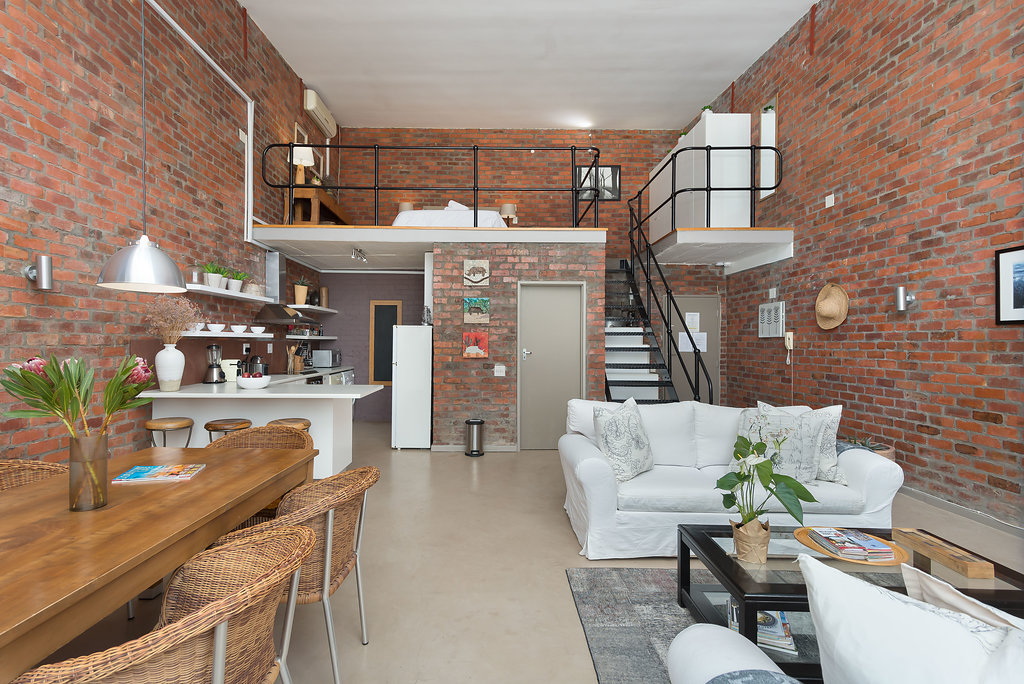 Amazing Loft with Stunning Table Mountain View - 45 Bloem Street - Photo 3