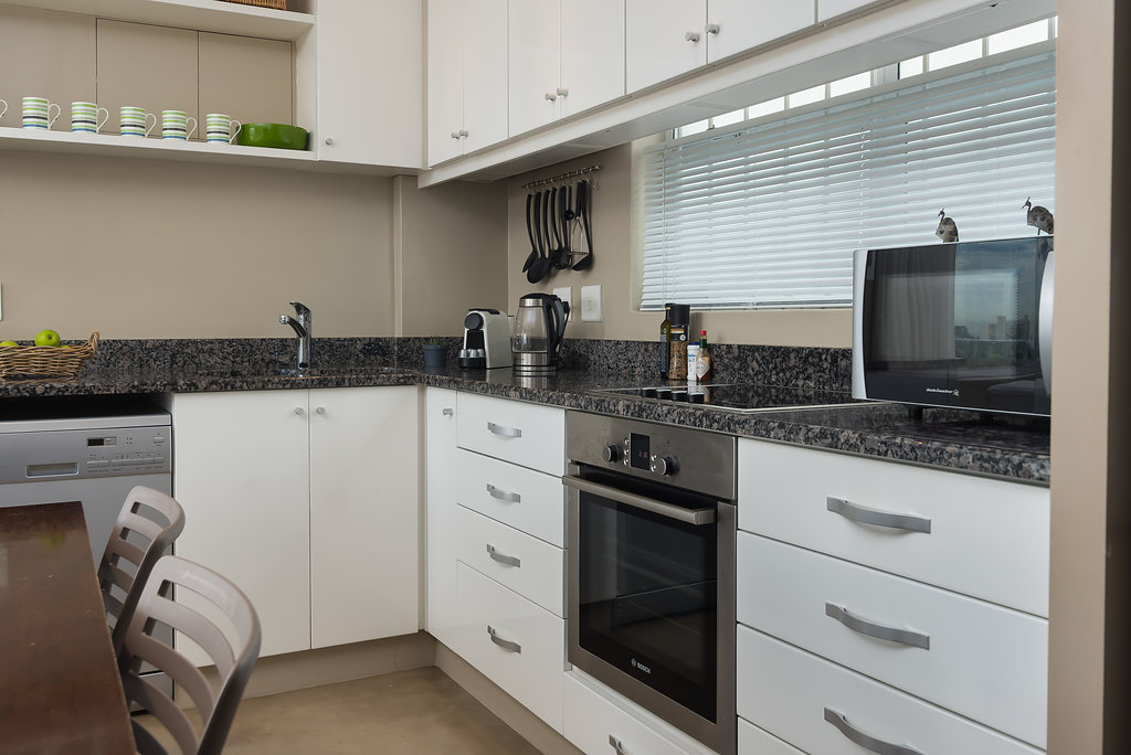 Apartment close to V&A Waterfront with Views. - Cape Town - Photo 8