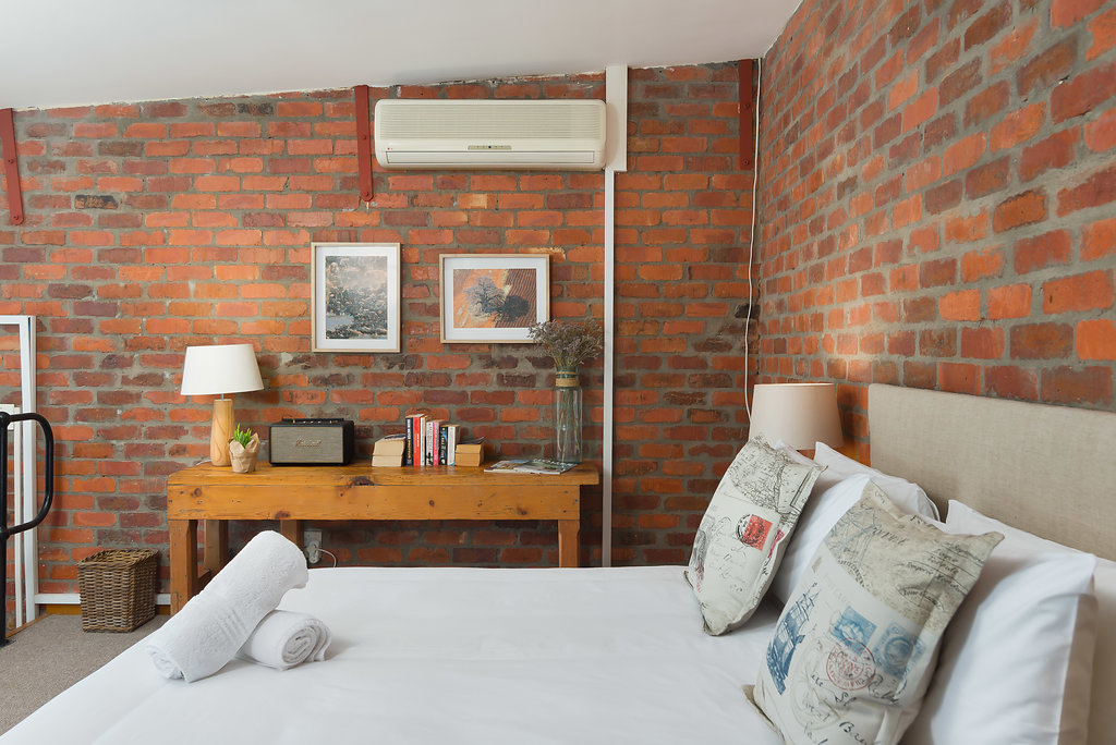 Amazing Loft with Stunning Table Mountain View - 45 Bloem Street - Photo 8