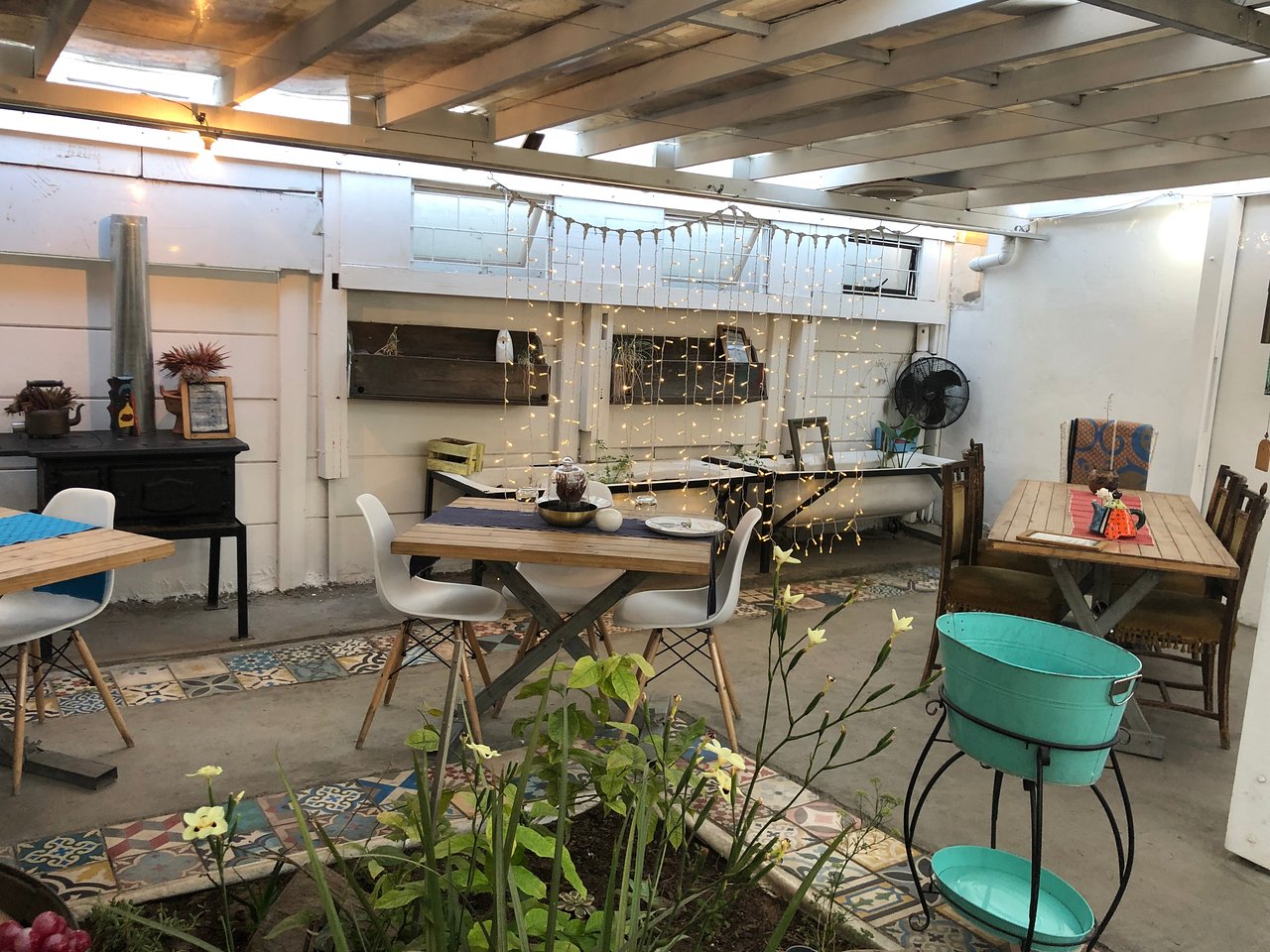 Lunch at 4Roomed Ekasi Culture: Booking, Transport and What’s on the Xhosa‑Inspired Menu