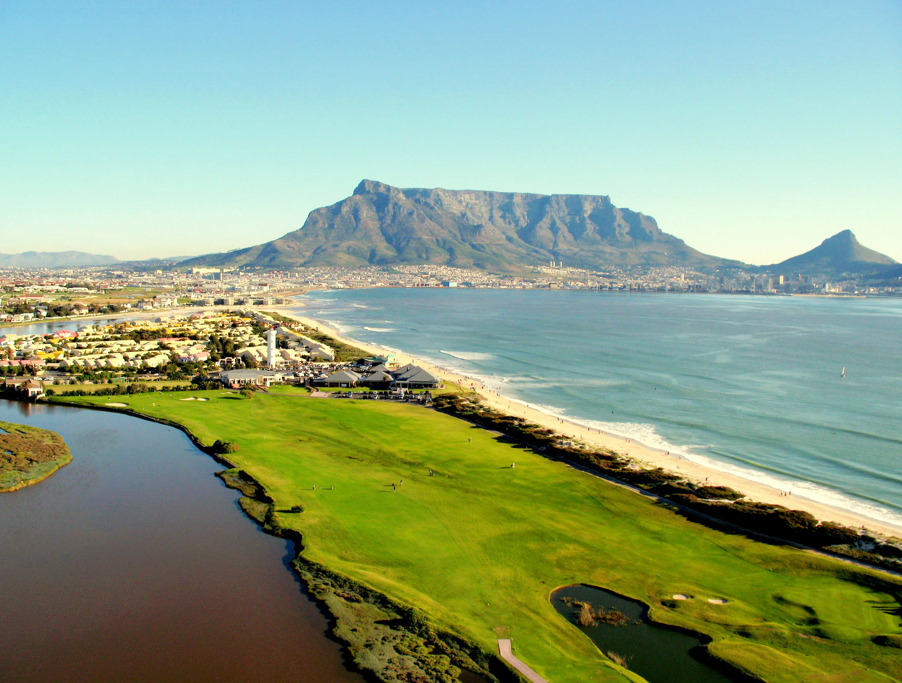 Milnerton Golf Club Guide: Oceanfront Holes, Wind & Booking