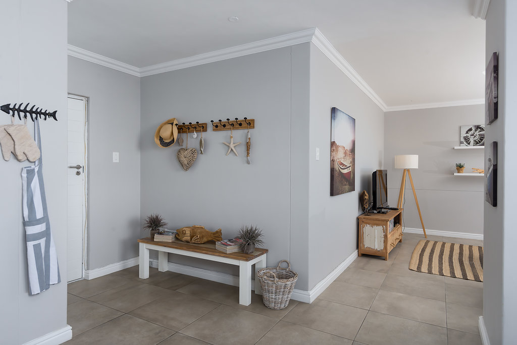 Large Apartment Stunning Ocean Views. - Milnerton, Cape Town - Photo 7
