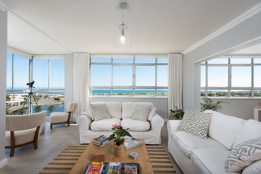Large Apartment Stunning Ocean Views. - 6 Loxton Road, Woodbridge Island