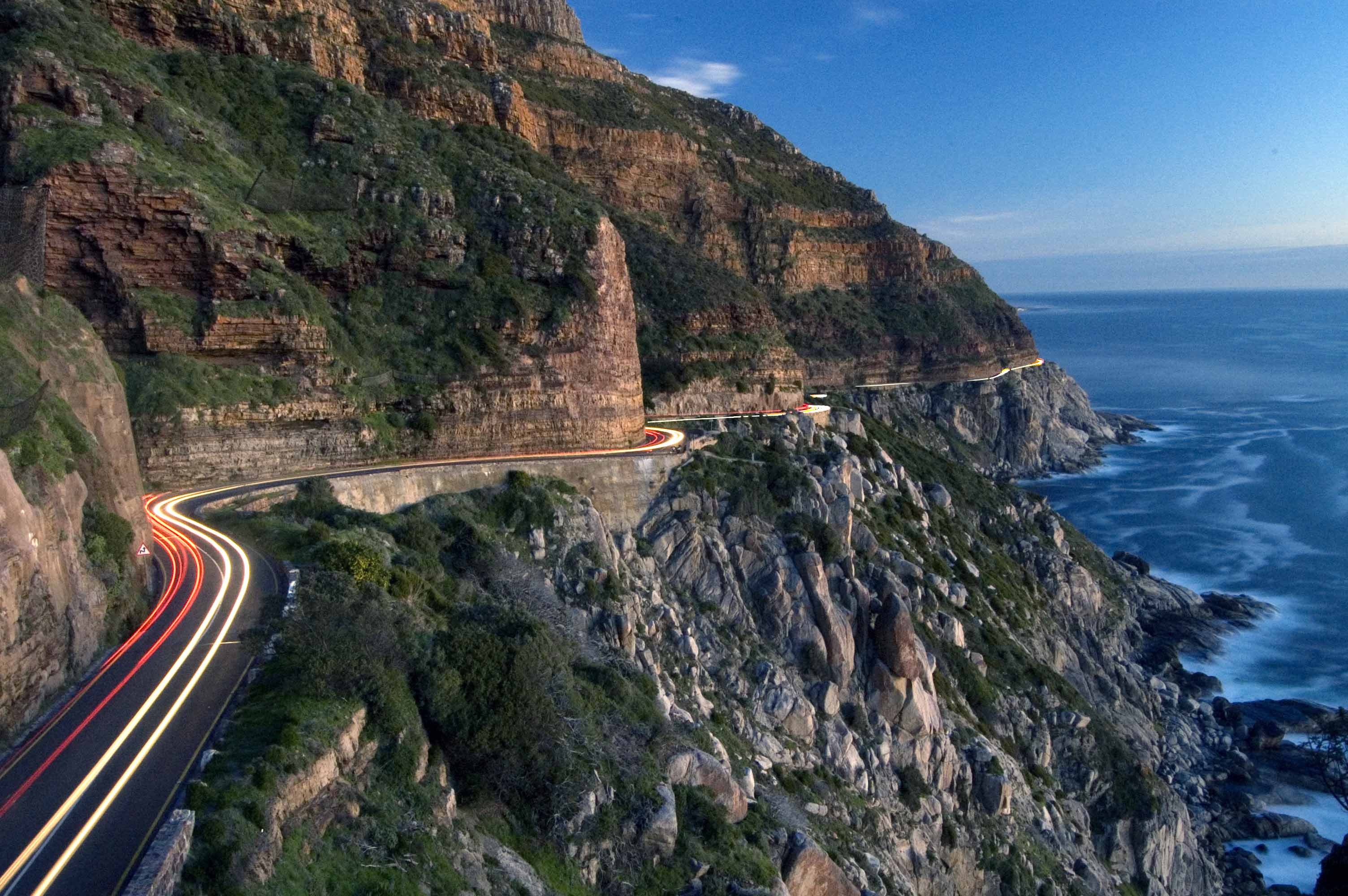 Chapman’s Peak Drive: Self‑Drive Guide & Best Viewpoints