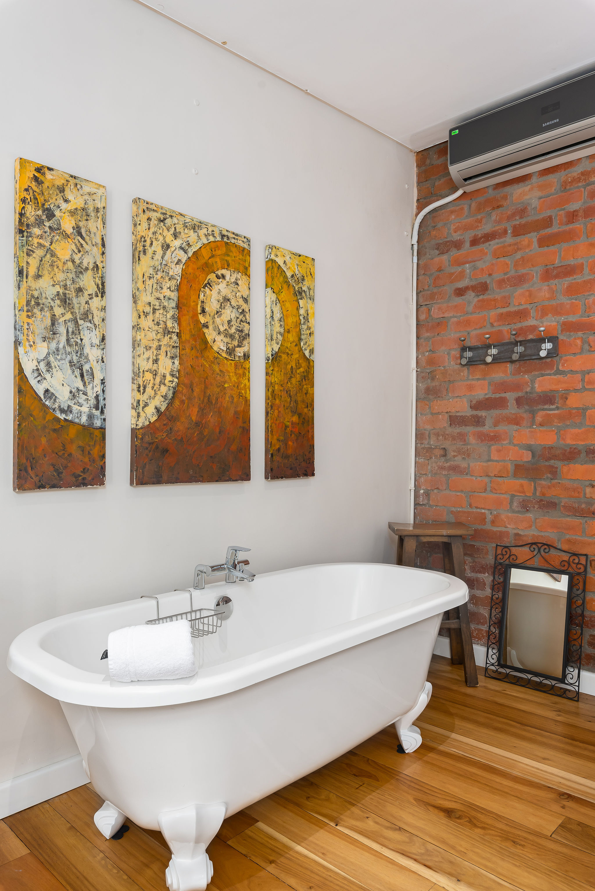 Stylish Industrial Loft with No Load-Shedding! - 45 Bloem Street - Photo 8